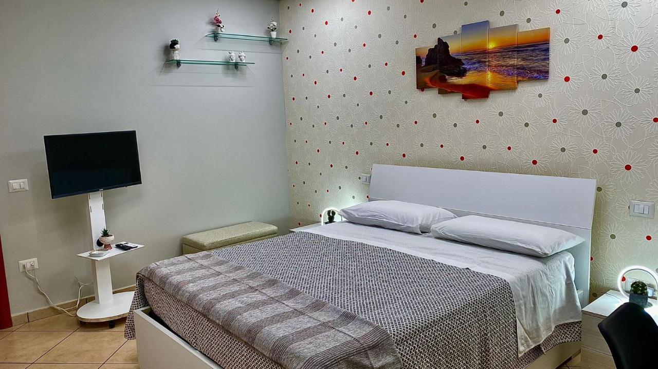 Appartamento Casa Crispino Mansarda N3 Per 3 Persone Frattaminore Exterior foto