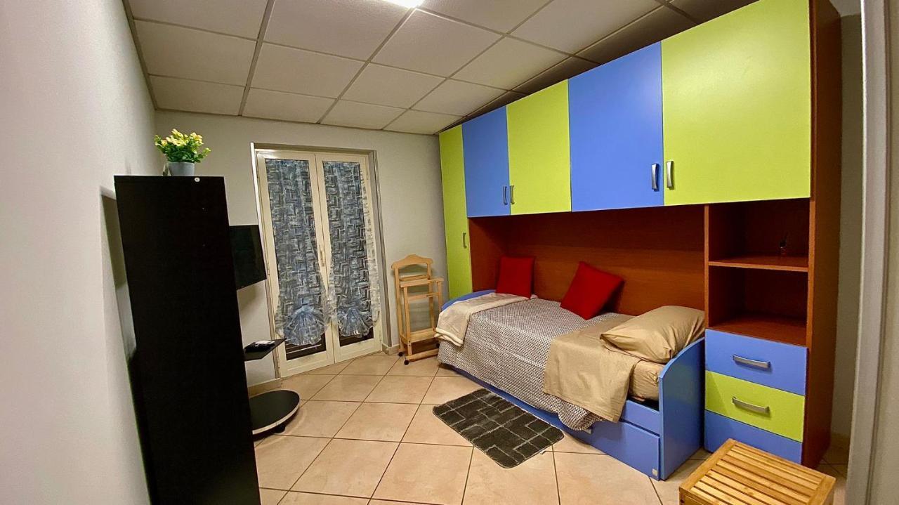 Appartamento Casa Crispino Mansarda N3 Per 3 Persone Frattaminore Exterior foto
